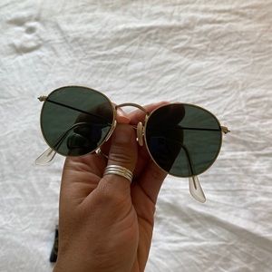 Ray-Ban round metal classic sunglasses